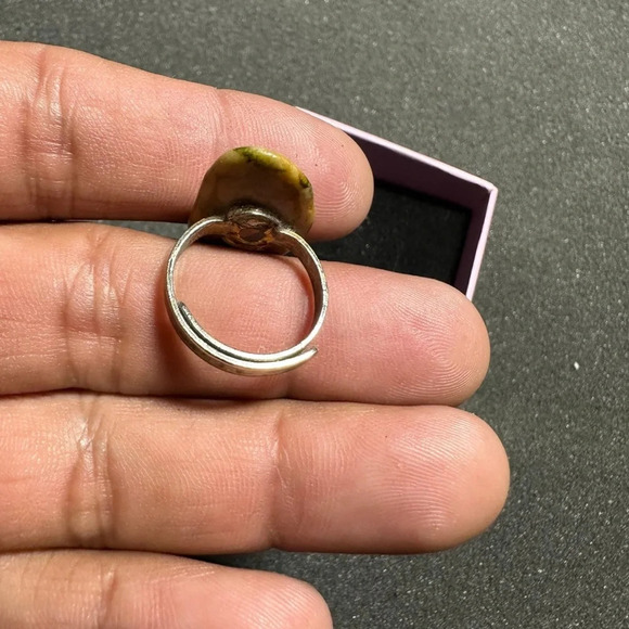 Hand Painted Artisan Rock Sunflower Painting Ring Signed By Artist Adjustable - Picture 5 of 7